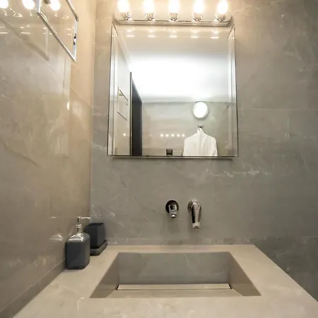 Luxury Premium #1 Apartment
